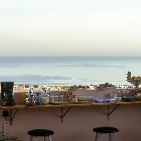 Monkey'S Guest House - Ocean View Rooms & Apartment With Rooftop Tamraght المظهر الخارجي الصورة