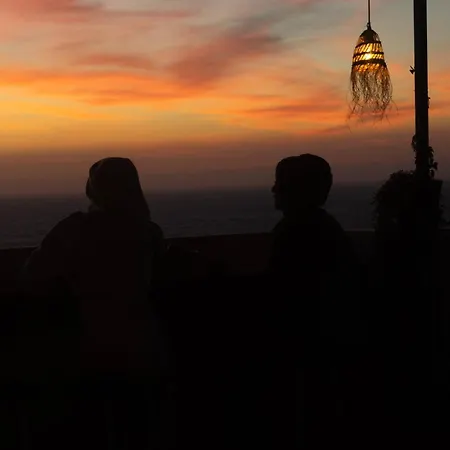 Monkey'S Guest House - Ocean View Rooms & Apartment With Rooftop Tamraght المظهر الخارجي الصورة
