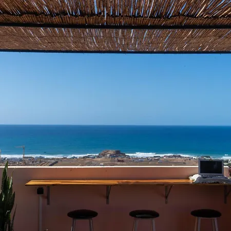 Monkey'S Guest House - Ocean View Rooms & Apartment With Rooftop Tamraght المظهر الخارجي الصورة